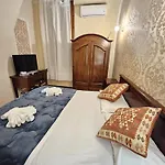 Отель Giubileo 2*