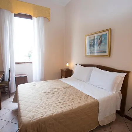 Giubileo Hotell 2*