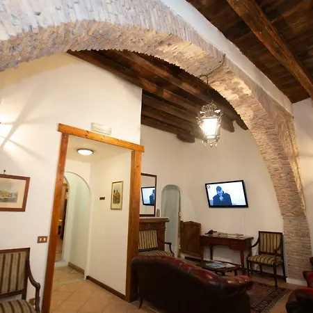 Giubileo Hotell 2*